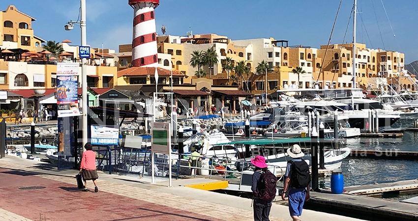 Emiten recomendaciones de viaje para que turistas no contraigan COVID-19