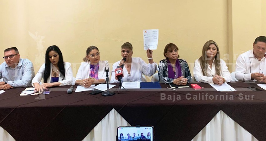 Bloque opositor da por falso que Morena retome riendas del Congreso; lo tacharon como un “berrinche”