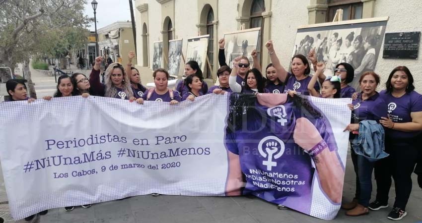 Periodistas de Los Cabos se manifiestan para pedir alto a la violencia
