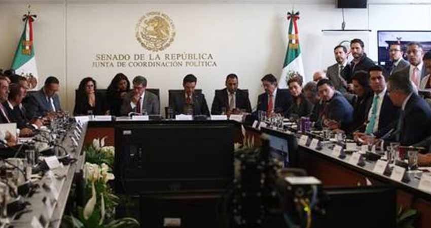 Regresa a comisiones tema del ‘outsourcing’