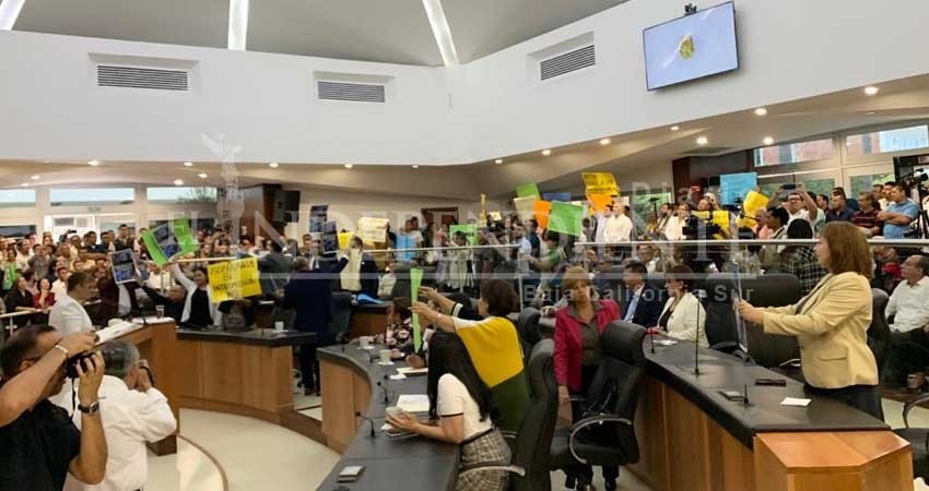 Aprovechan a policías para "saquear" el Congreso BCS, acusan diputados de Morena