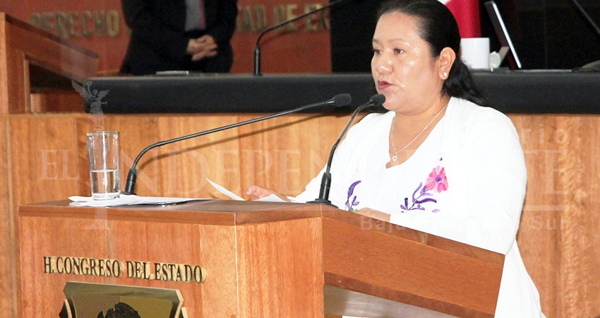 Diputada de origen indígena pide juicio político contra la fracción del PAN