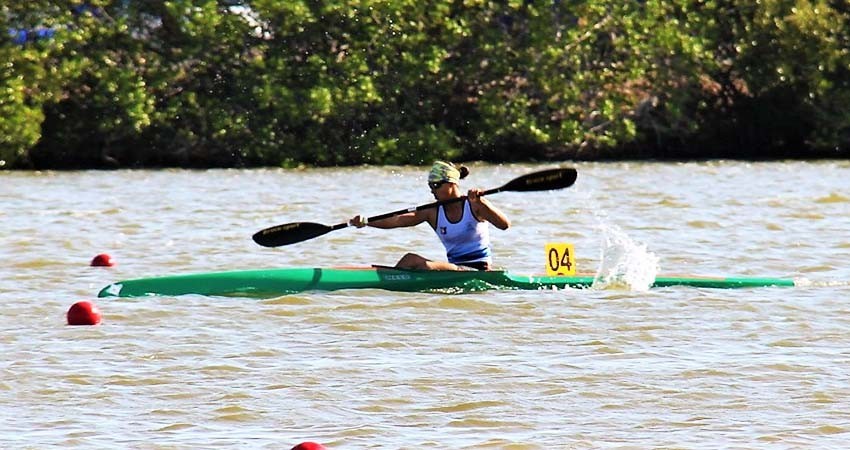 Continúan entrenamientos seleccionados de canotaje