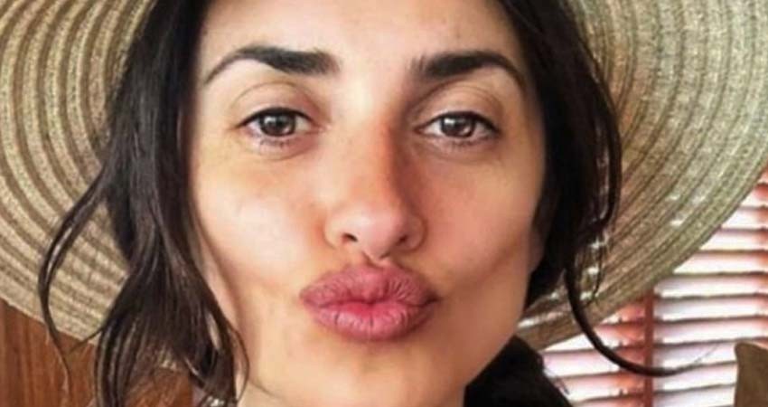 Penélope Cruz dona material a un hospital para enfrentar al coronavirus