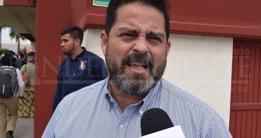 Ilegal Congreso BCS a pesar de protesta de la panista Amalia Camacho: PAN