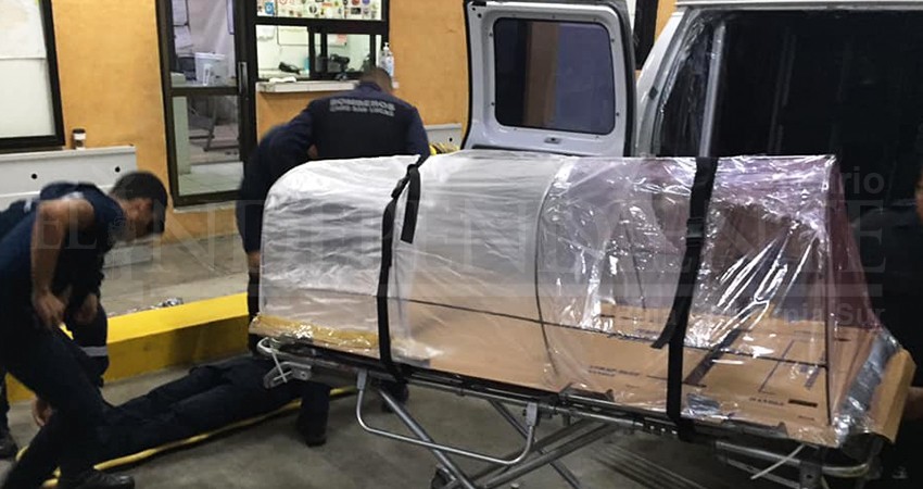 Bomberos de CSL construyen cápsulas para atender pacientes con COVID-19