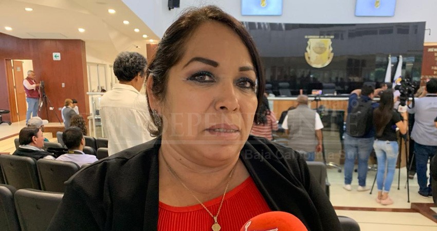 Suplente desconoció la toma de protesta de ayer y dijo que regresará los 36 mil 266 pesos que recibió