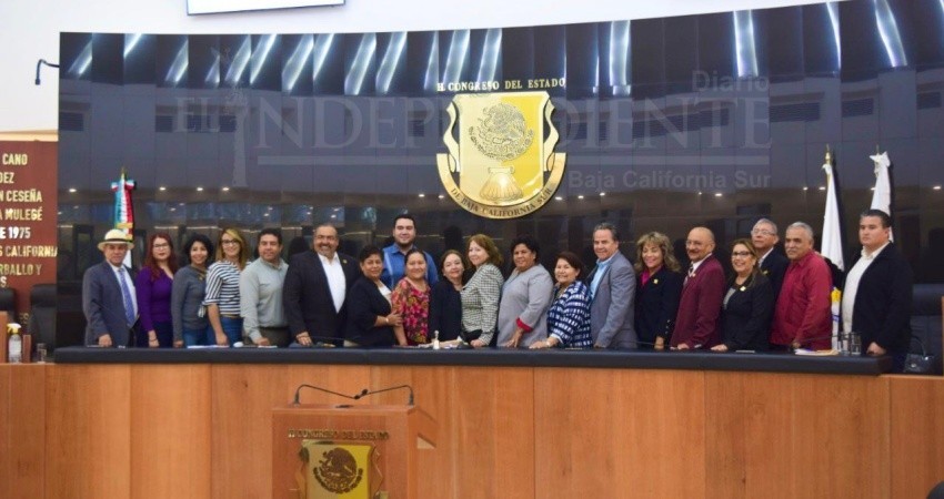 Está “completo” el Congreso BCS; toman protesta suplentes faltantes