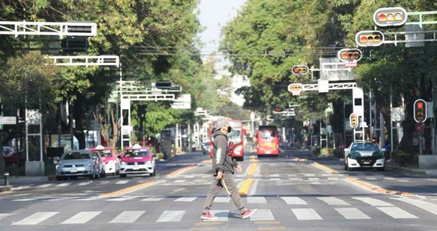 Entre las fortalezas de México ante el Covid-19, el bajo promedio de edad y la familia