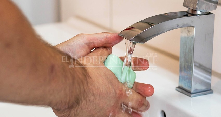 COVID-19: Incrementó 50% la demanda de agua potable en La Paz