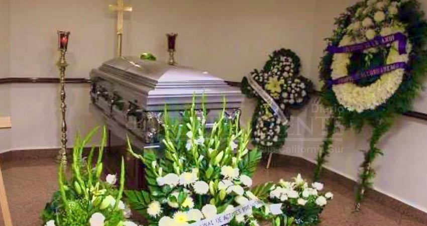 Solo difuntos por COVID-19 no podrán ser embalsamados y velados