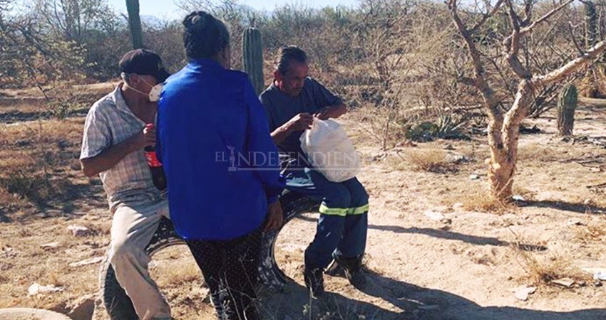 Cafetería regala desayunos durante pandemia a pepenadores de La Paz