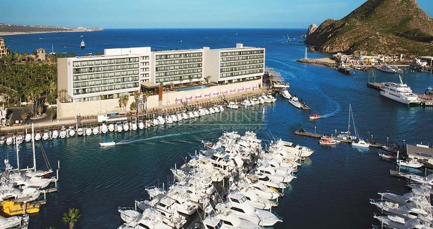 Por lo pronto, no habrá reapertura de hoteles en Los Cabos