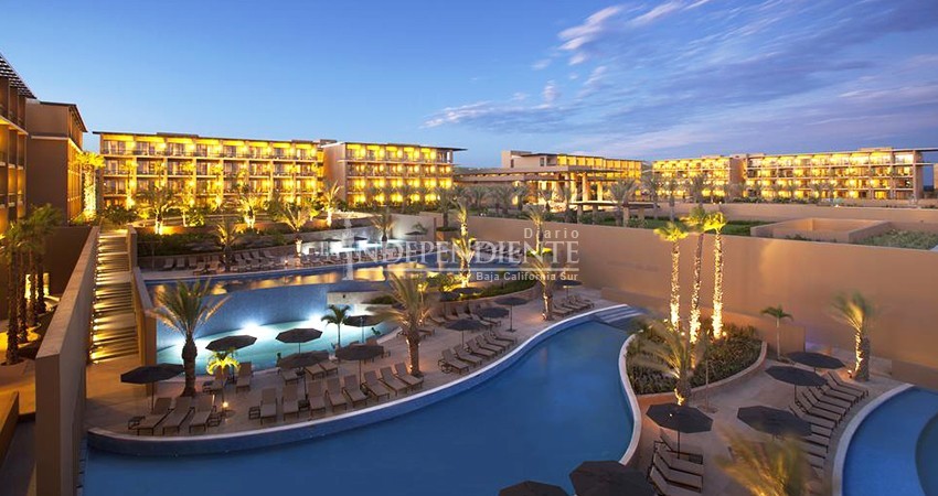 Forbes sugiere a turistas estadounidenses que visiten México