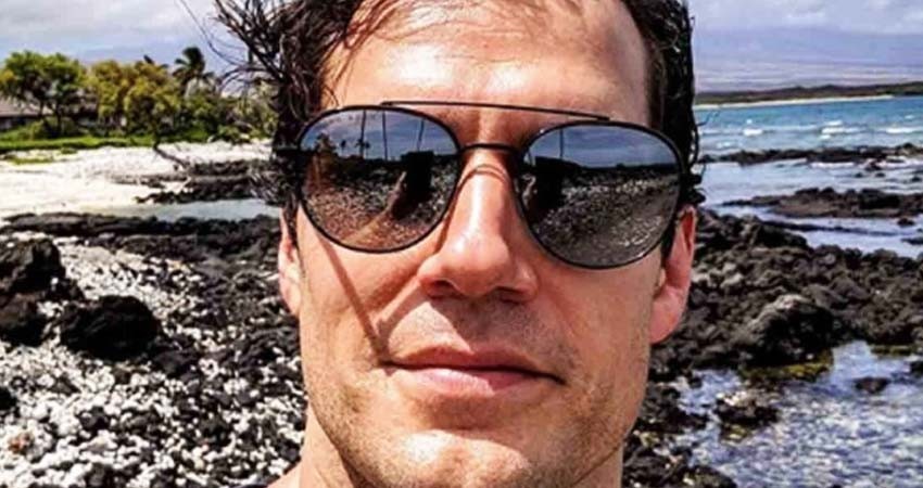 Henry Cavill negocia para aparecer como Superman en más películas