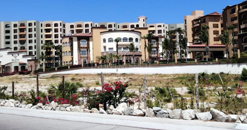 Inicia el regreso de turistas dueños de villas y tiempos compartidos al destino