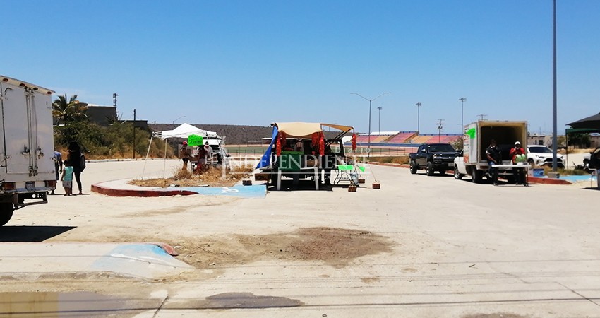 Insisten comerciantes en retirar tianguis del Don Kol en CSL