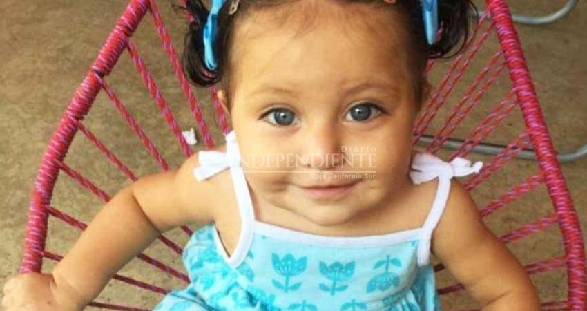 Bebé Alondra necesita de tu apoyo, súmate comprando una hamburguesa para ayudarla