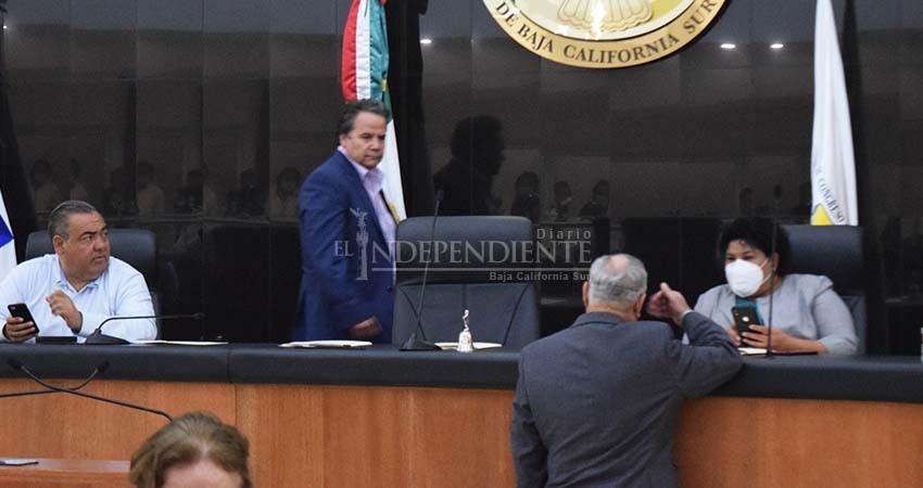 Destituyen por segunda vez a Daniela Rubio como presidenta del Congreso