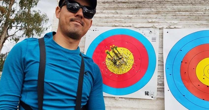 Toma Antonio Hidalgo curso de entrenador de tiro con arco
