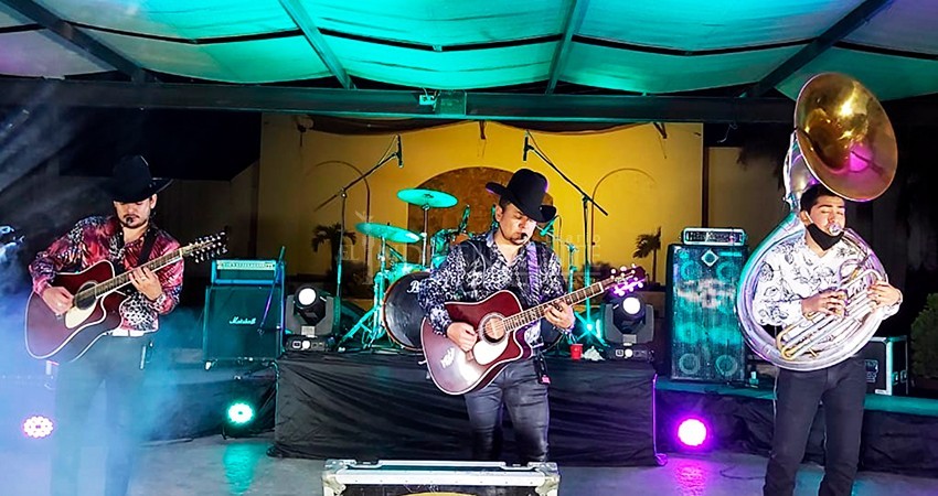 Músicos buscaban recaudar fondos para ayudarse, sin embargo autoridades de BCS frenaron el evento