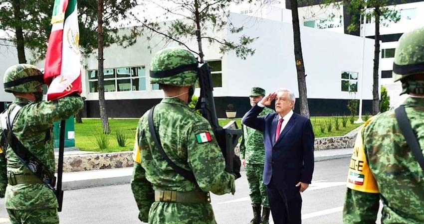 Reconocen a militares que han participado en la atención a la pandemia