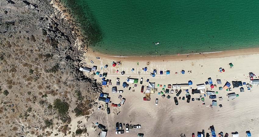 Están acelerando el proceso para lucrar con playas de La Paz: Investigadora social