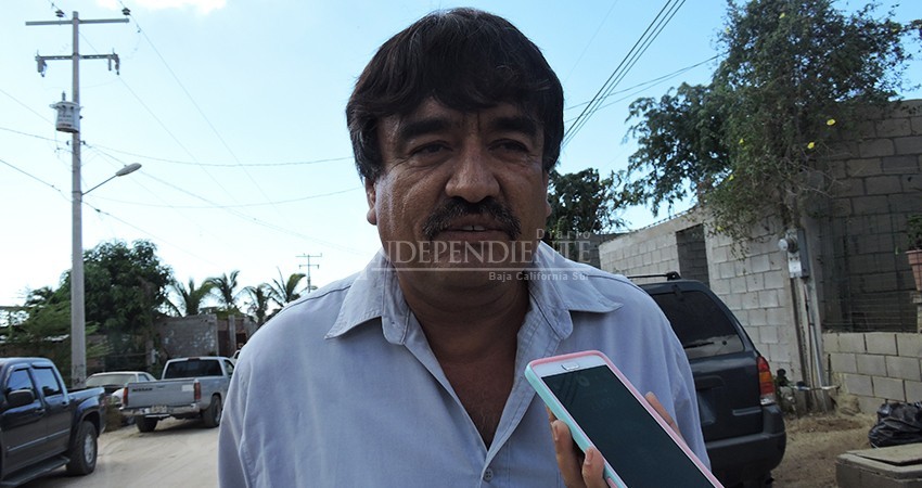 ¿Cómo esperan que la población atienda sus leyes, si quienes las promulgan no las cumplen?