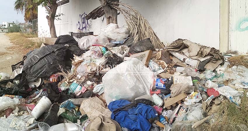 En medio de tiraderos clandestinos viven los vecinos de El Conchalito