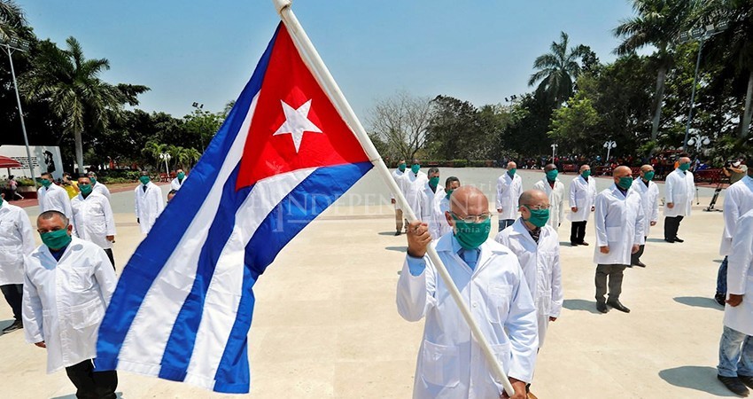 ¿Por qué “tirar” millones para traer médicos cubanos?: Diputada del PAN