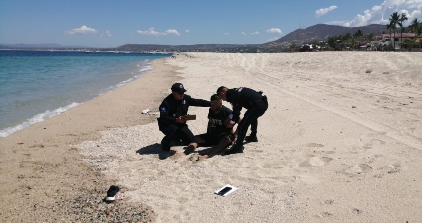 Reconocen  a policías municipales de La Paz por actos de nobleza