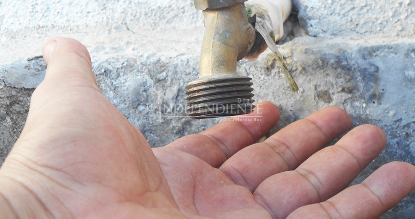 “El día que llegan a poner el agua, llega con poca presión”, denuncian colonos de Vista Hermosa 
