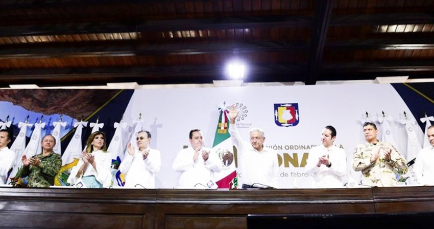 Habrá dialogo constructivo con la Conago: AMLO