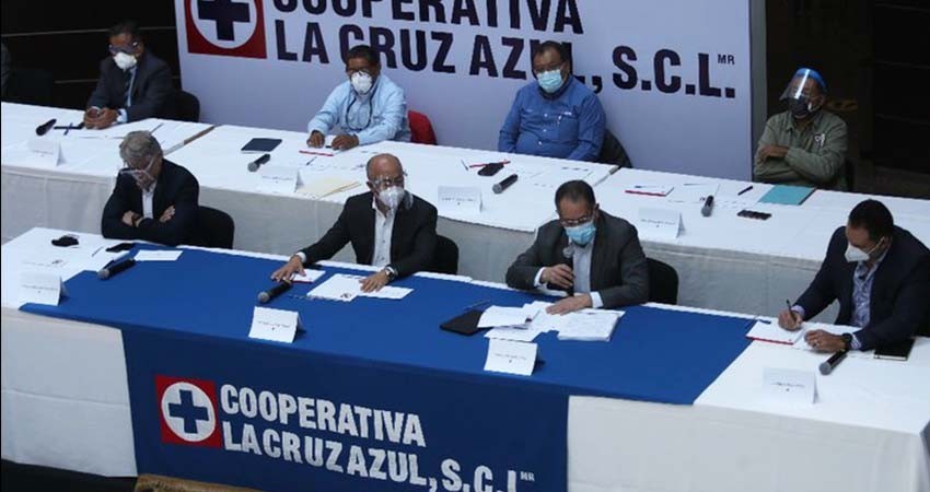 Cooperativa Cruz Azul anuncia cambio de administración