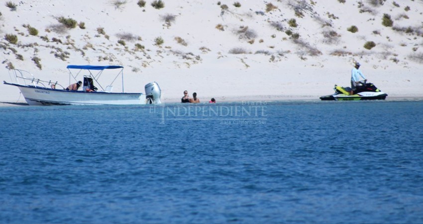 Exigen vigilancia por turoperadores clandestinos; entran a Balandra incumpliendo protocolos