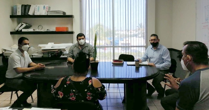 Boleros seguirán trabajando en el Jardín Velasco, afirma la Dirección de Comercio