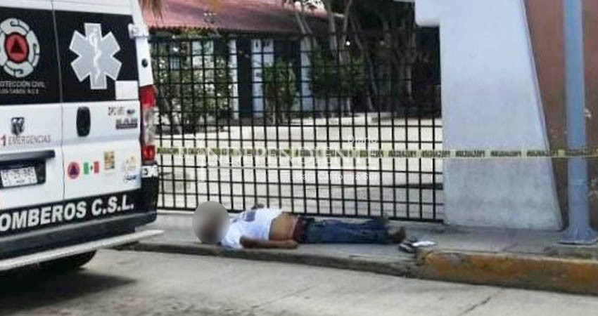 Persona pierde la vida frente a parada de transporte público en CSL