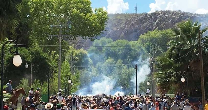 Intereses políticos, detrás de la 'toma' de La Boquilla: AMLO