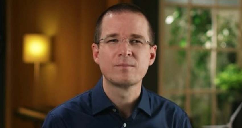 Regresa Anaya a la “vida pública”