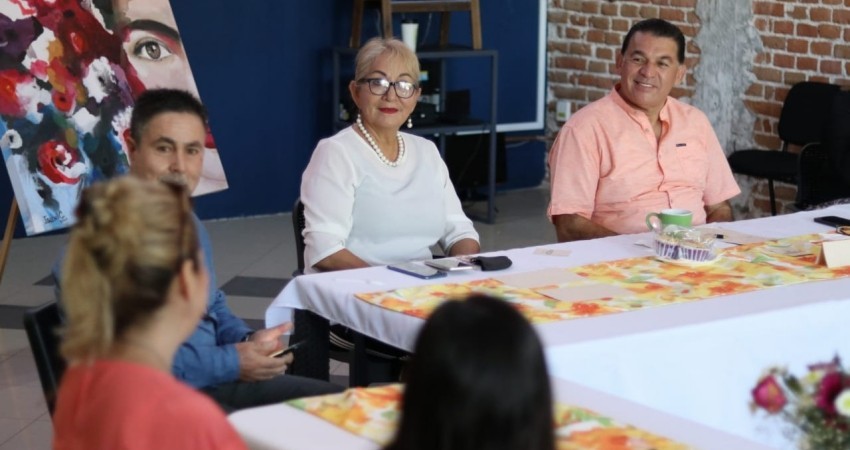 Alcalde de La Paz y comerciantes buscan reactivar la economía del Centro Histórico