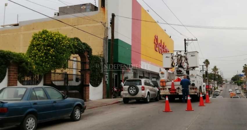 ¡Otra vez! Se quedan sin luz en colonias de CSL