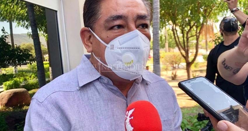 Renuncia titular de SEP en BCS; busca ser candidato en 2021