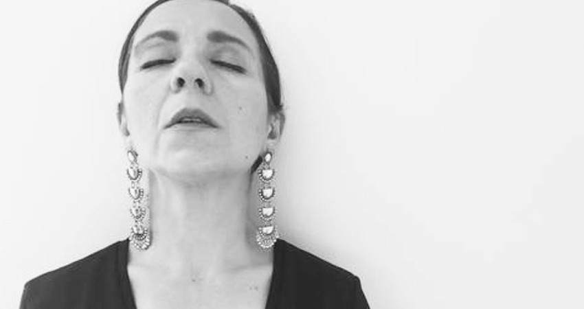 Esta época aterradora es propicia para la poesía: Enzia Verduchi