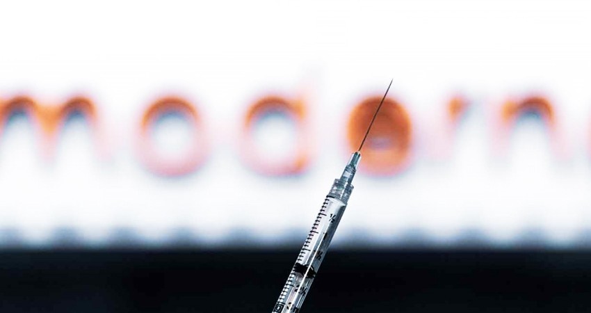 Anuncia Moderna que ya tiene listas 'varios millones' de vacunas