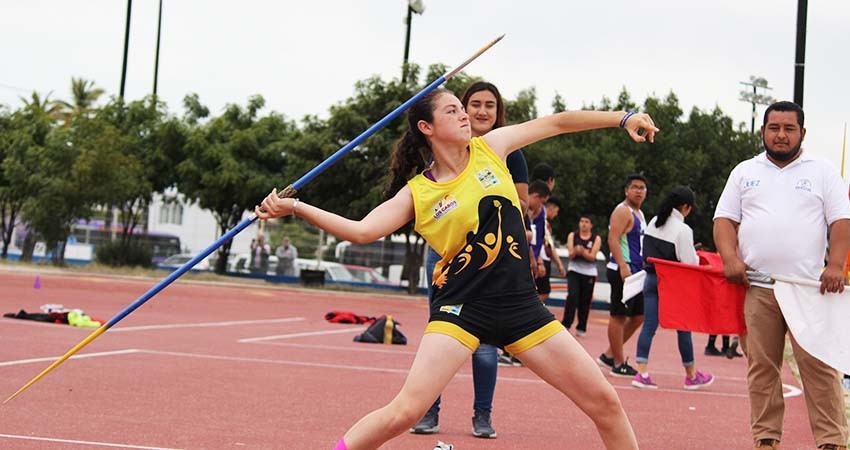 40 jueces de atletismo de BCS participan en curso nacional