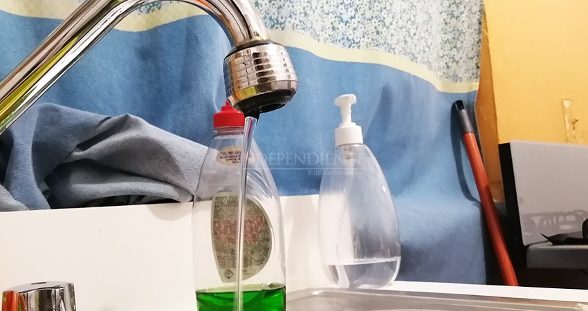 Vecinos de CSL piden a “Santa Claus” agua potable para navidad