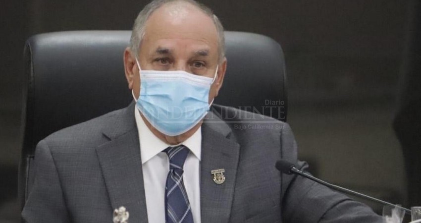 Recortamos  gastos de la Oficina del Ejecutivo, no de programas sociales: Diputado