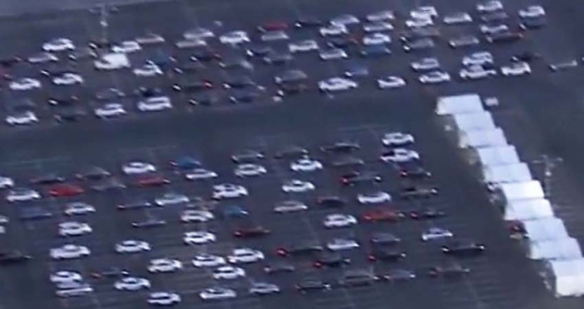 Enormes filas para vacunarse contra covid en Arizona; trabajan 24/7