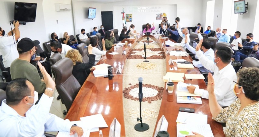 Bajo argumentos contradictorios, Cabildo otorga nueva licencia a delegado Leggs