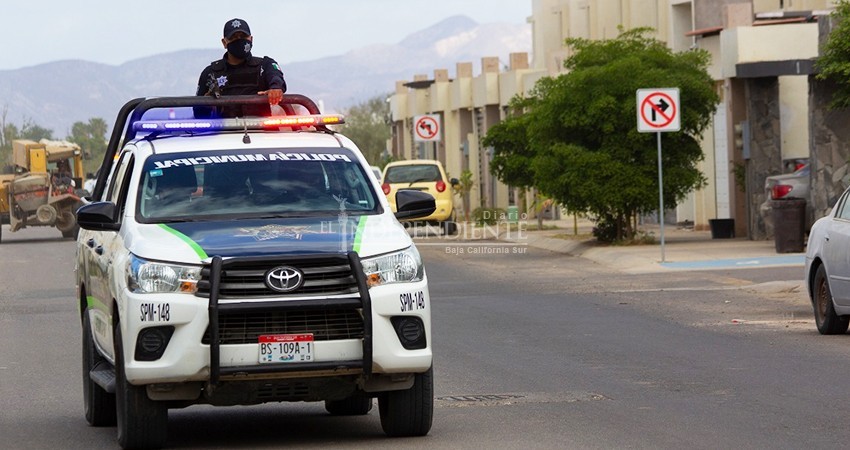 Jóvenes mujeres denuncian haber sido acosadas por masculinos en vehículos